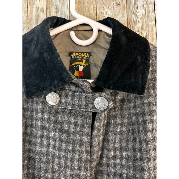 VTG Laponia Austrian Cape OS Black Gray Houndstooth Velvet Collar Double Button - Picture 3 of 8